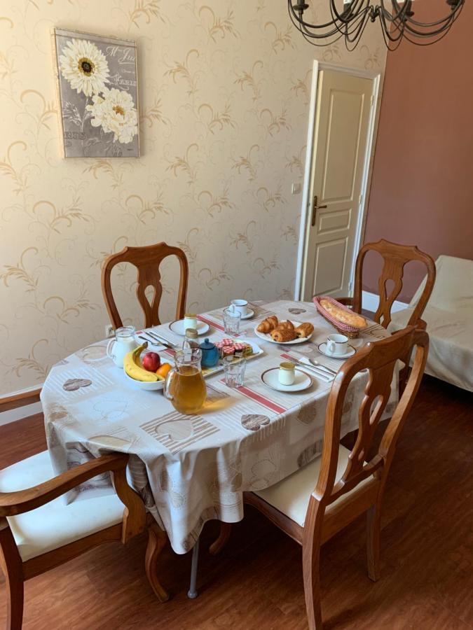 Le Pontet Bed & Breakfast Miramont-de-Guyenne ภายนอก รูปภาพ