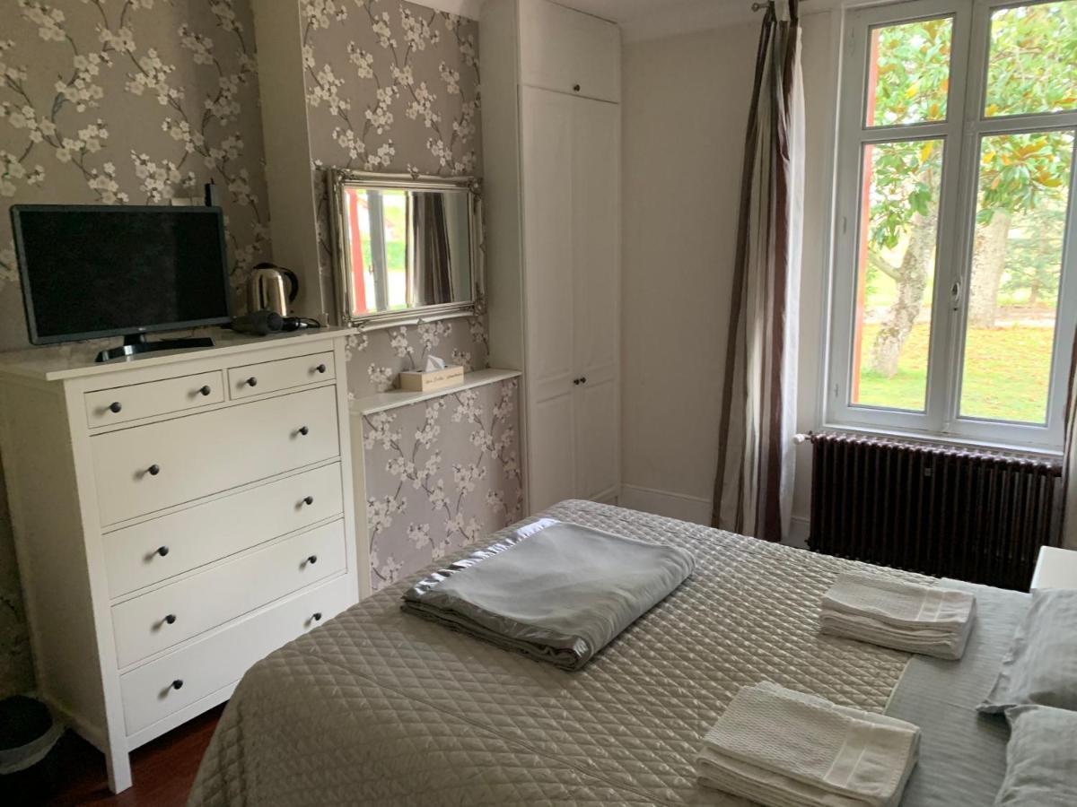 Le Pontet Bed & Breakfast Miramont-de-Guyenne ภายนอก รูปภาพ