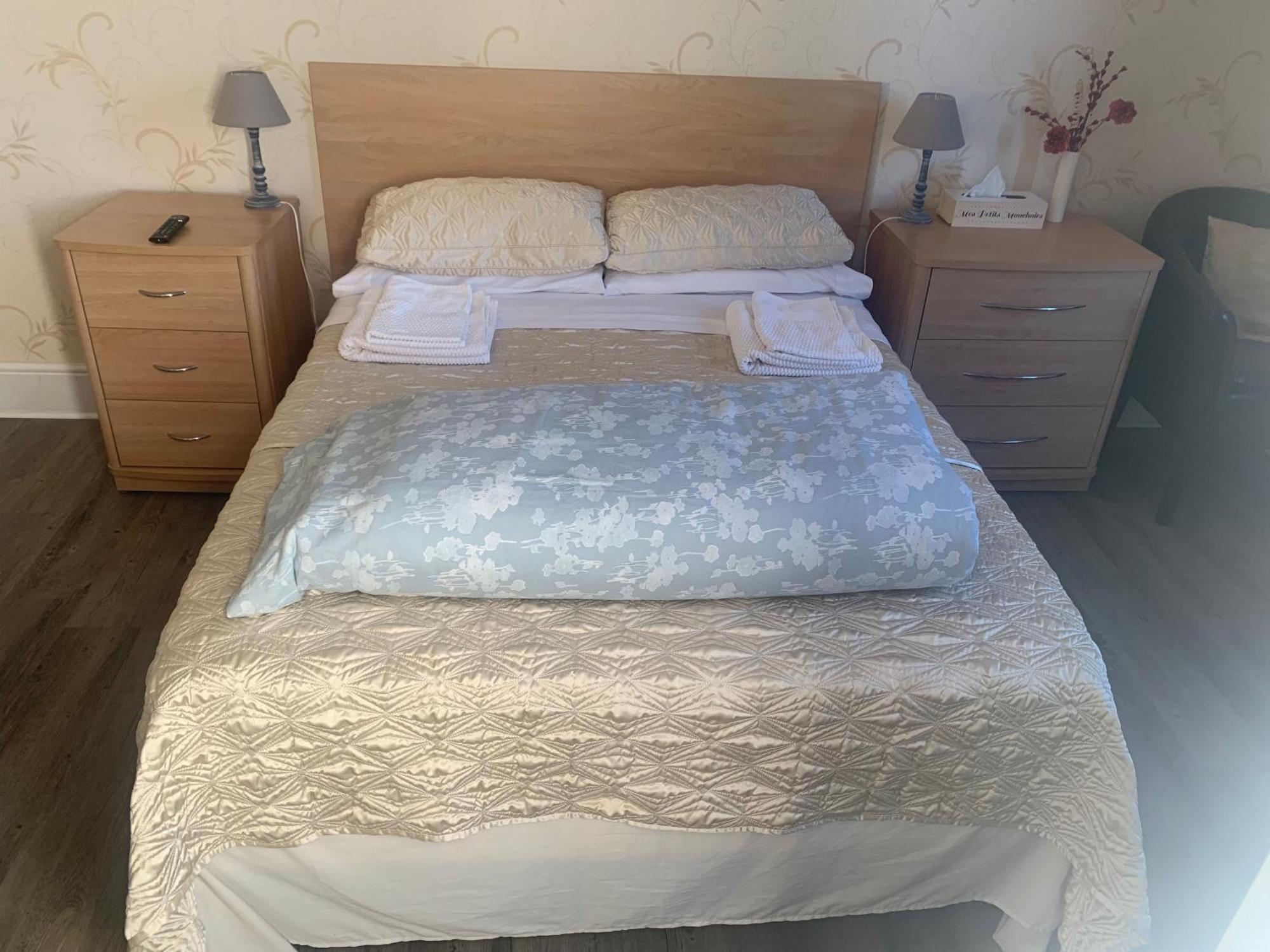 Le Pontet Bed & Breakfast Miramont-de-Guyenne ภายนอก รูปภาพ
