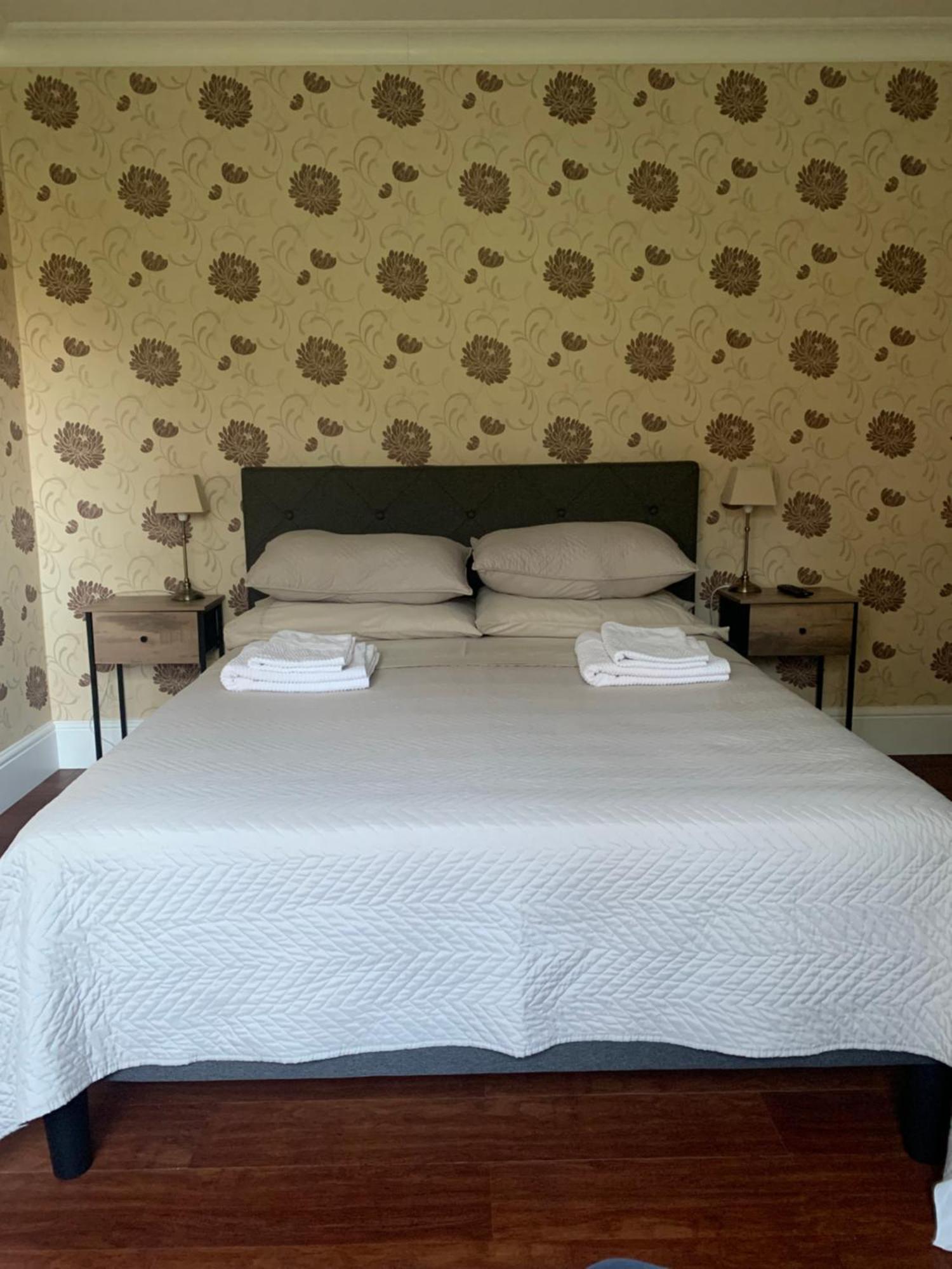Le Pontet Bed & Breakfast Miramont-de-Guyenne ภายนอก รูปภาพ